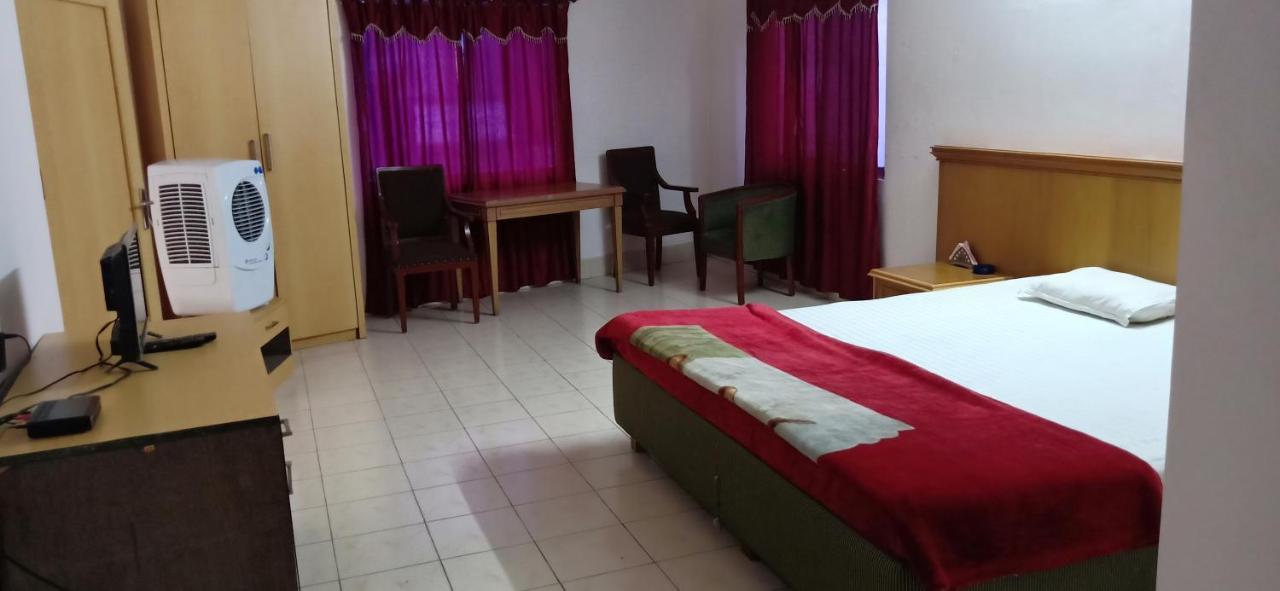 Dibrugarh The Regency酒店 外观 照片